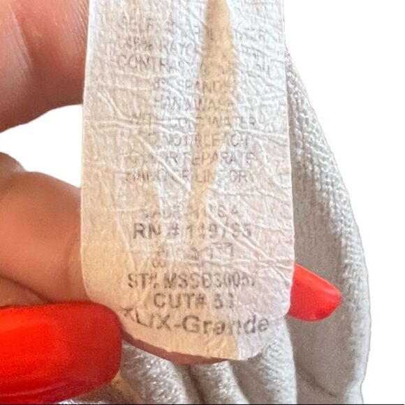 Moon‎ Collection Sweater - Picture 5 of 7